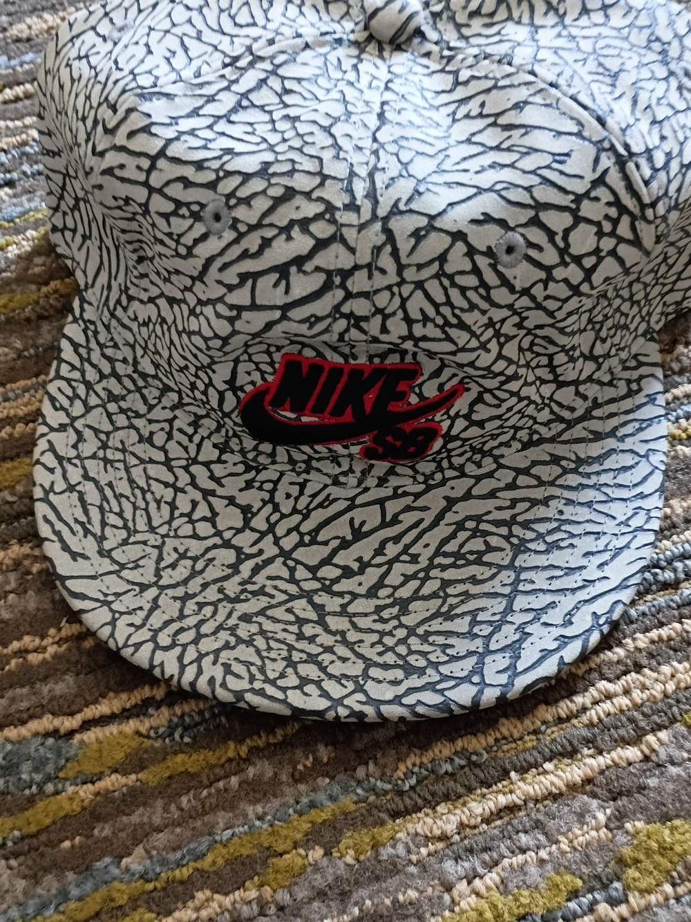 Nike SB Leather Elephant Print 7 3/8